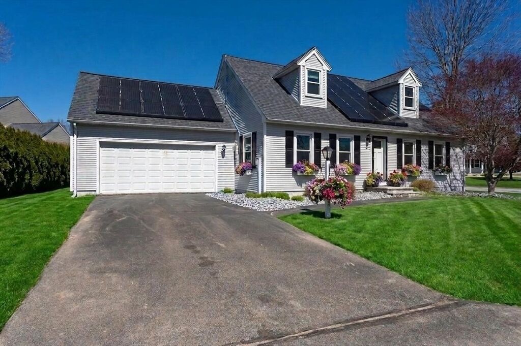 Property Photo:  26 Juniper Wood Drive  MA 01832 