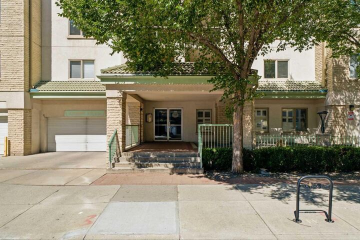 Property Photo: 114 15 Avenue SW 108 AB T2R 0P5