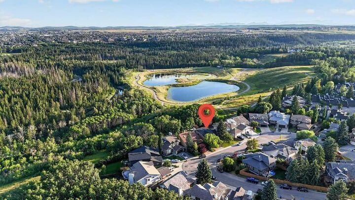 Property Photo: 95 Woodridge Close SW AB T2W 5M2