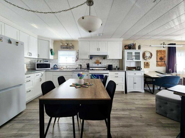Property Photo: 5301 2nd Street 62 AB T0L 0V0