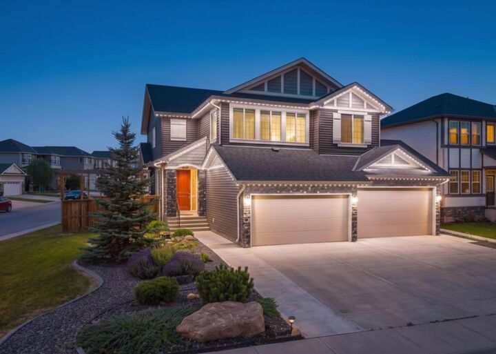 Property Photo:  37 Rainbow Falls Boulevard  AB T1X 0S9 