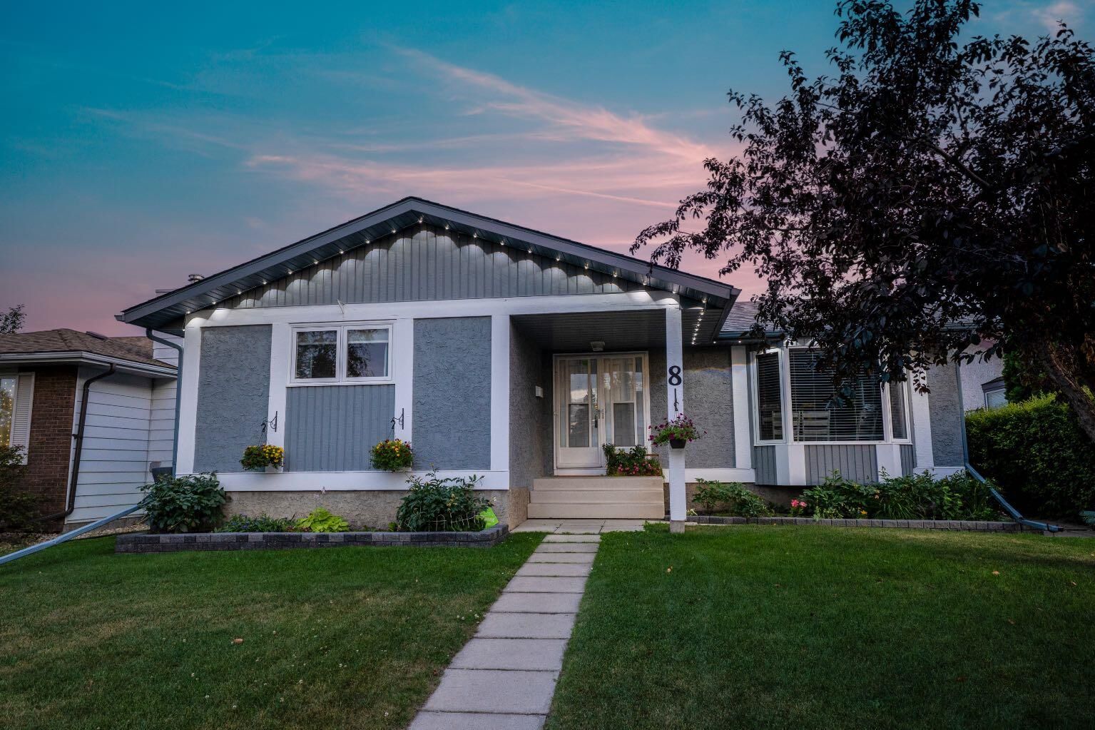 Property Photo: 8 Caswell Close AB T4P 2T6