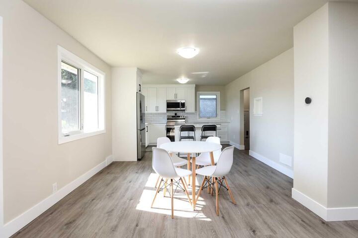 Property Photo:  314 26 Street S  AB T1J 3P9 