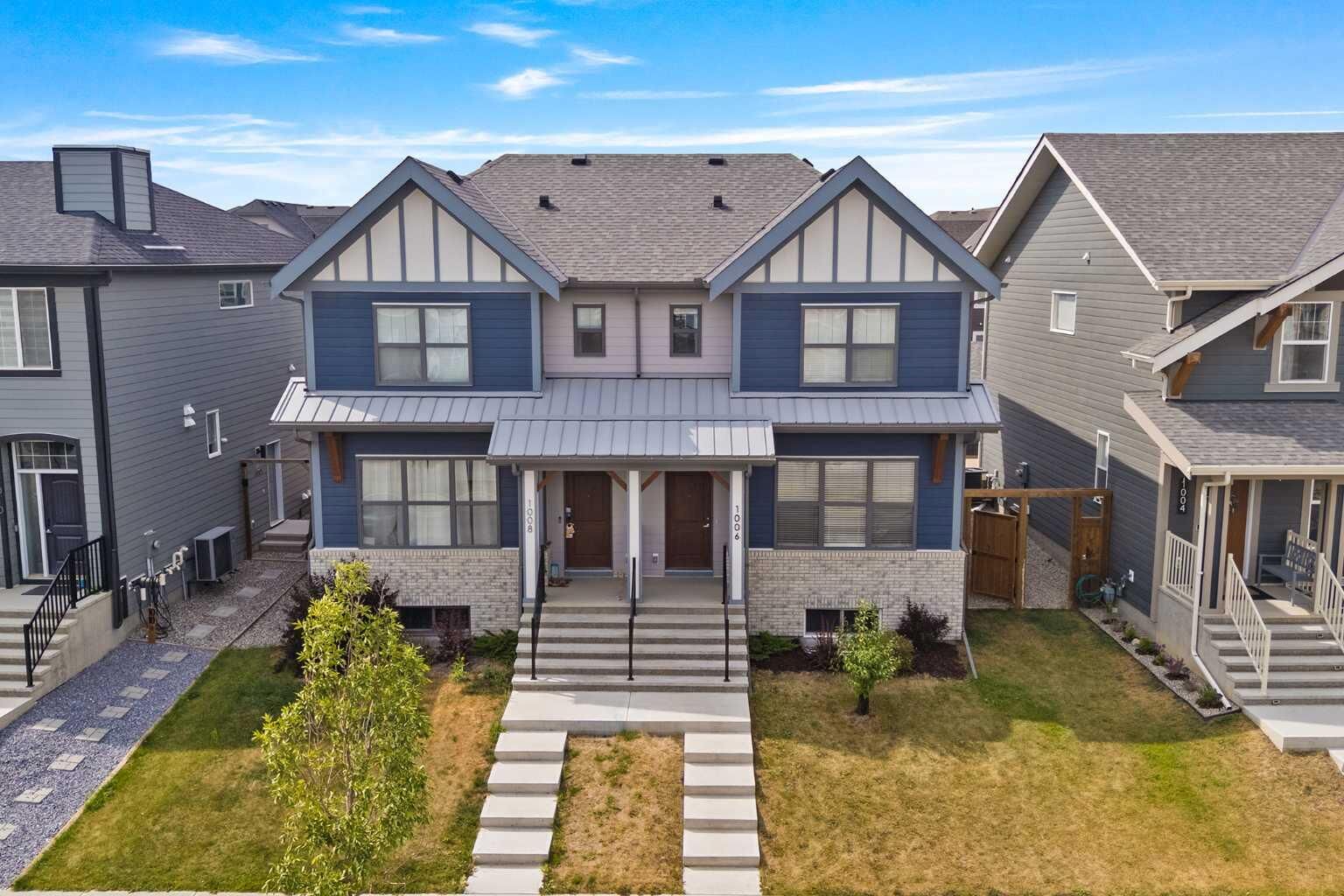 Property Photo: 1006 Mahogany Boulevard SE AB T3M 3G7
