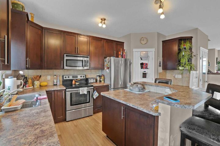 Property Photo: 31 Walden Manor SE AB T2X 0N1