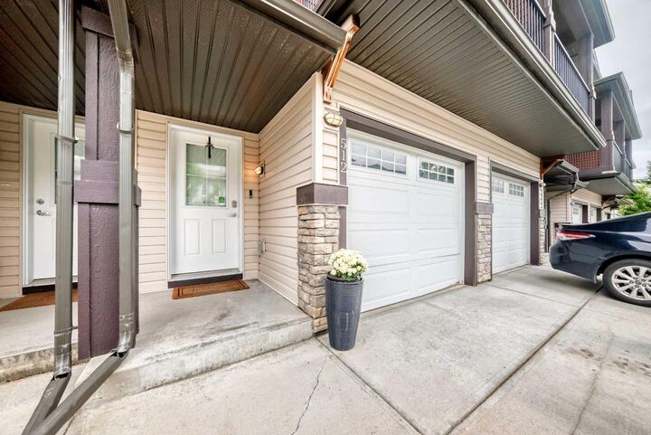 Property Photo: 512 Sage Hill Grove NW AB T3R 0Z8
