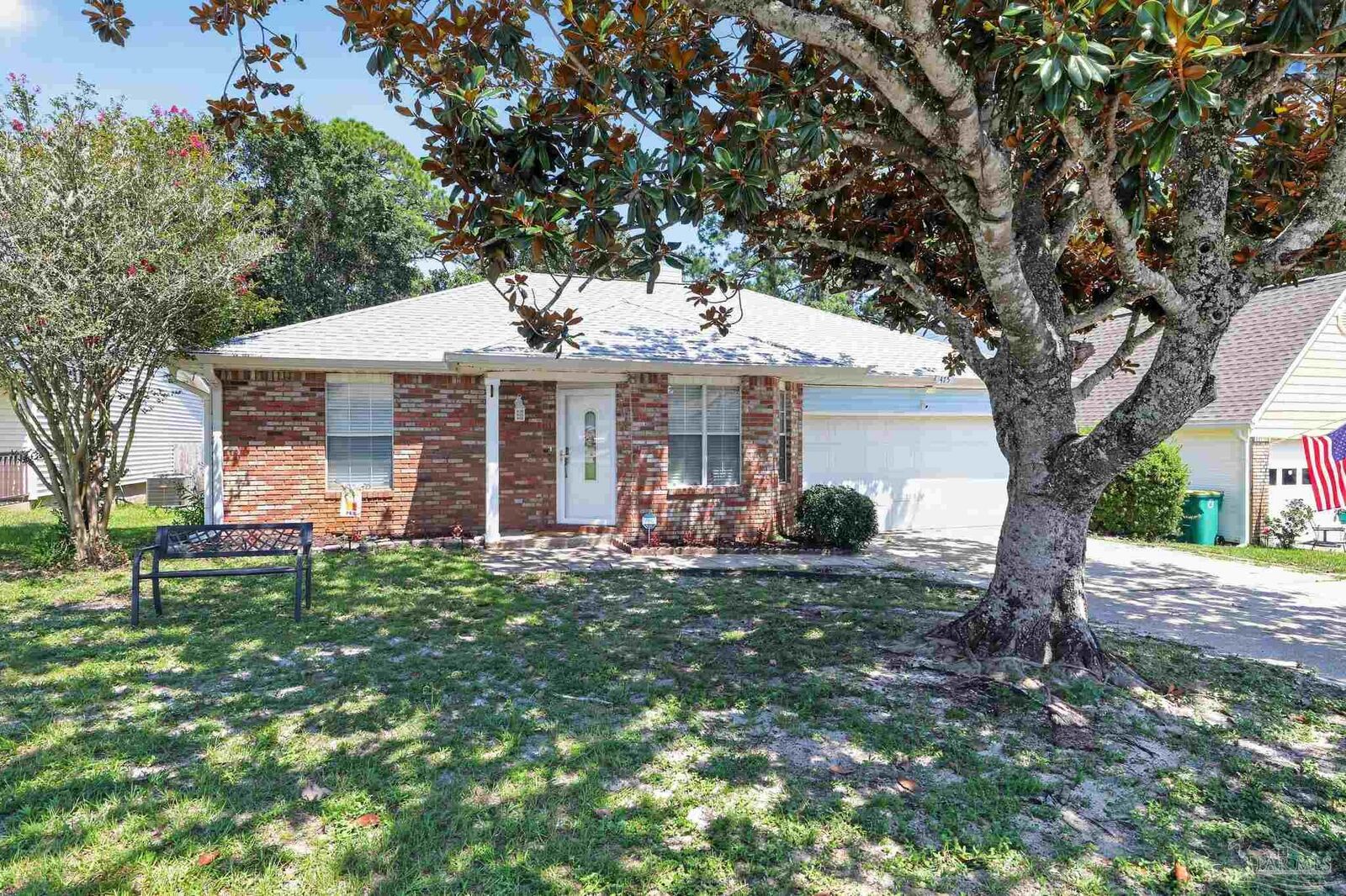 Property Photo:  475 Managua Way  FL 32569 