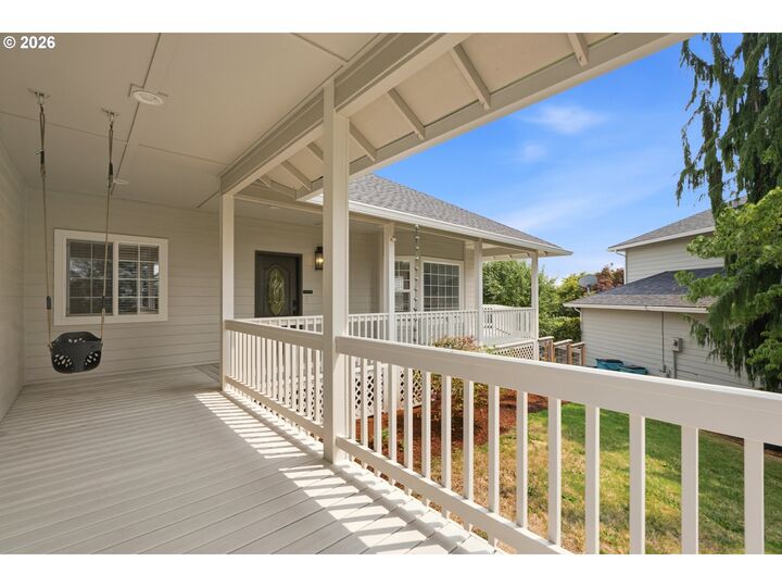 Property Photo:  1191 E Caples Ct  WA 98629 
