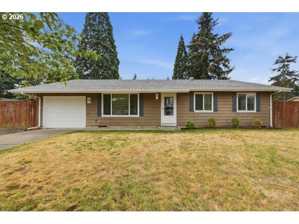 Property Photo:  8111 NE 27th St  WA 98662 