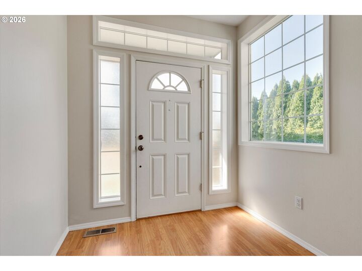 Property Photo:  16312 NE 88th Way  WA 98682 