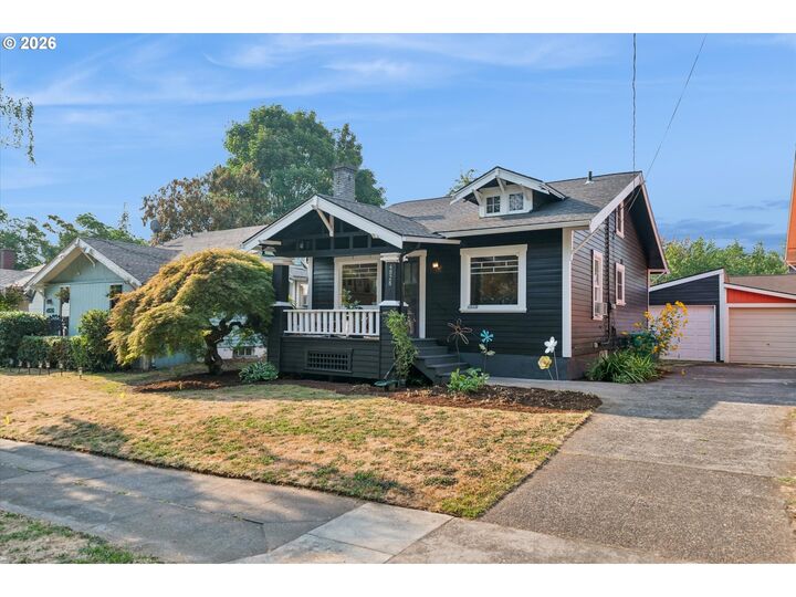 Property Photo: 4828 NE Flanders St OR 97213
