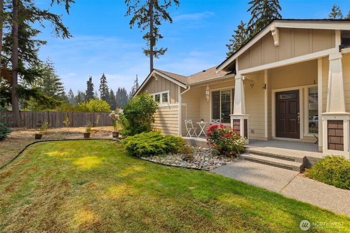 Property Photo: 9014 206th Street Court E WA 98338