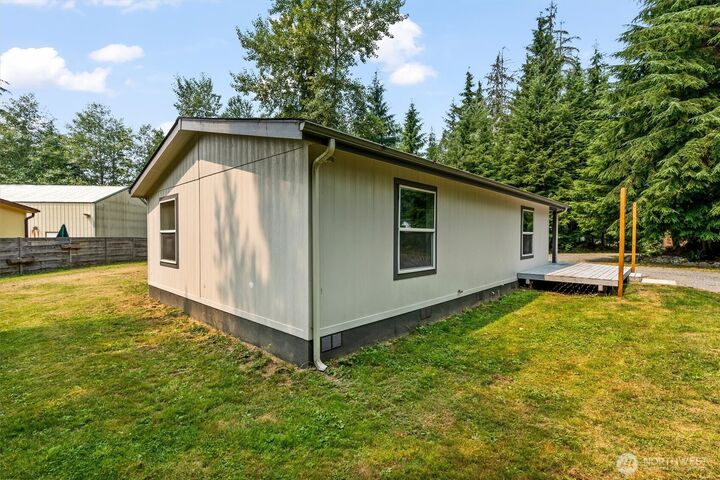 Property Photo:  22114 S S River Drive  WA 98252 