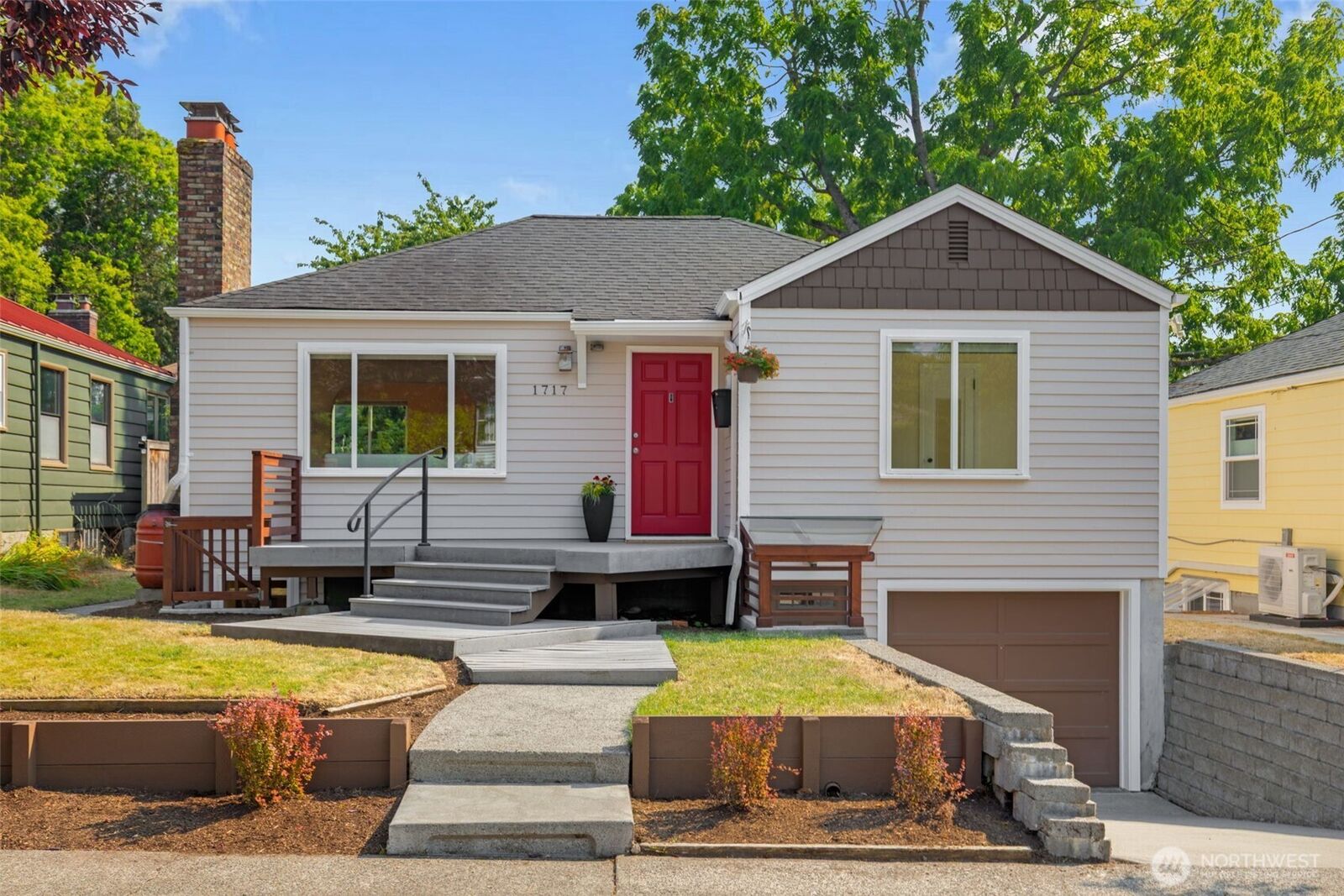 Property Photo: 1717 N 82nd Street WA 98103