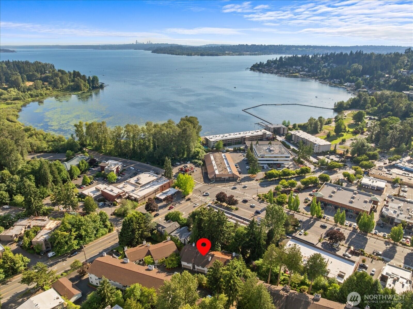 Property Photo: 9916 NE 116th Street 202 WA 98034