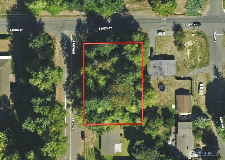 Property Photo: 30516 55th Avenue S WA 98001