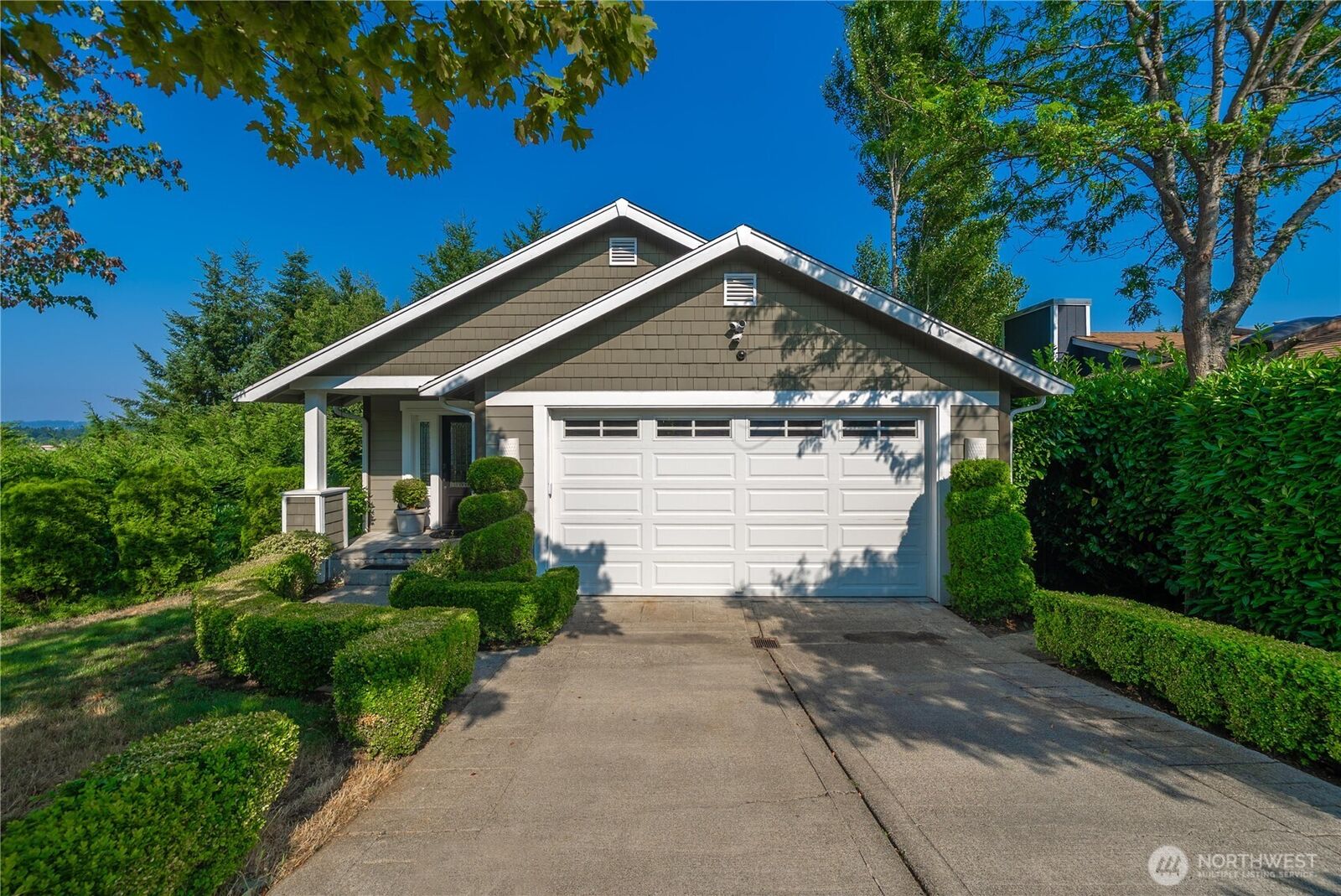 Property Photo:  1202  Lansing Avenue  W  WA 98312 