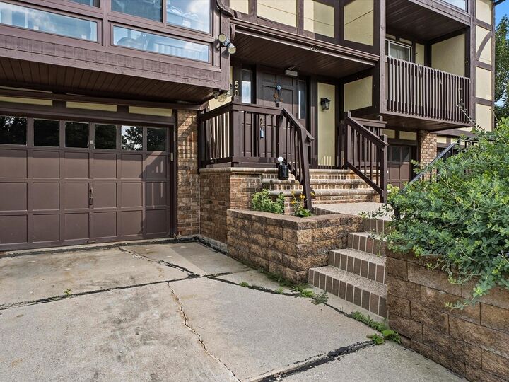 Property Photo:  502 Front Street 3  WI 54115-2546 