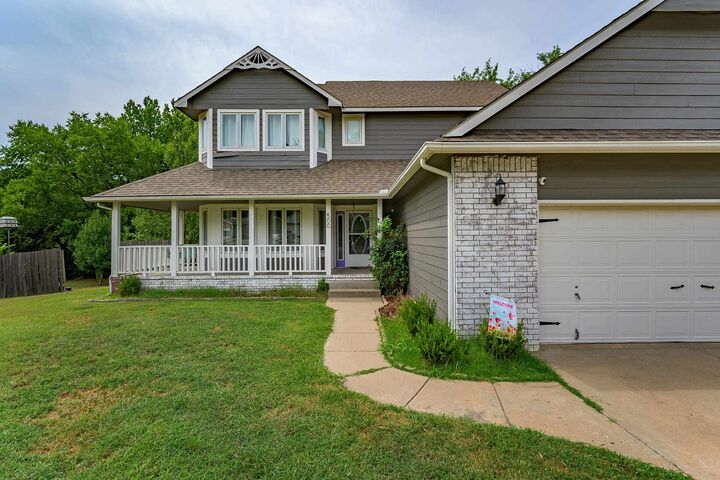 Property Photo:  500 W White Tail St  KS 67037-2560 