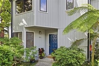 Property Photo:  623 Middle Avenue  CA 94025 