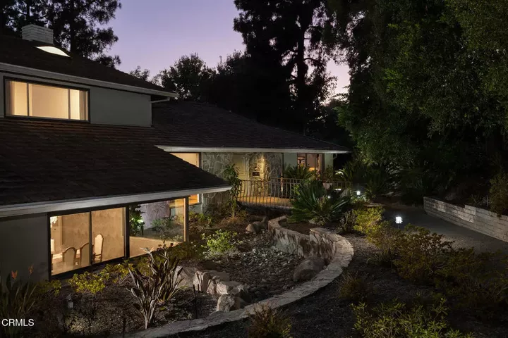 Property Photo:  1043 Oak Grove Place  CA 91108 