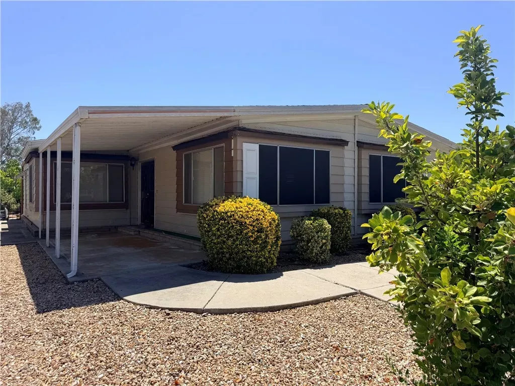 Property Photo:  29121 Calle Cisne  CA 92563 