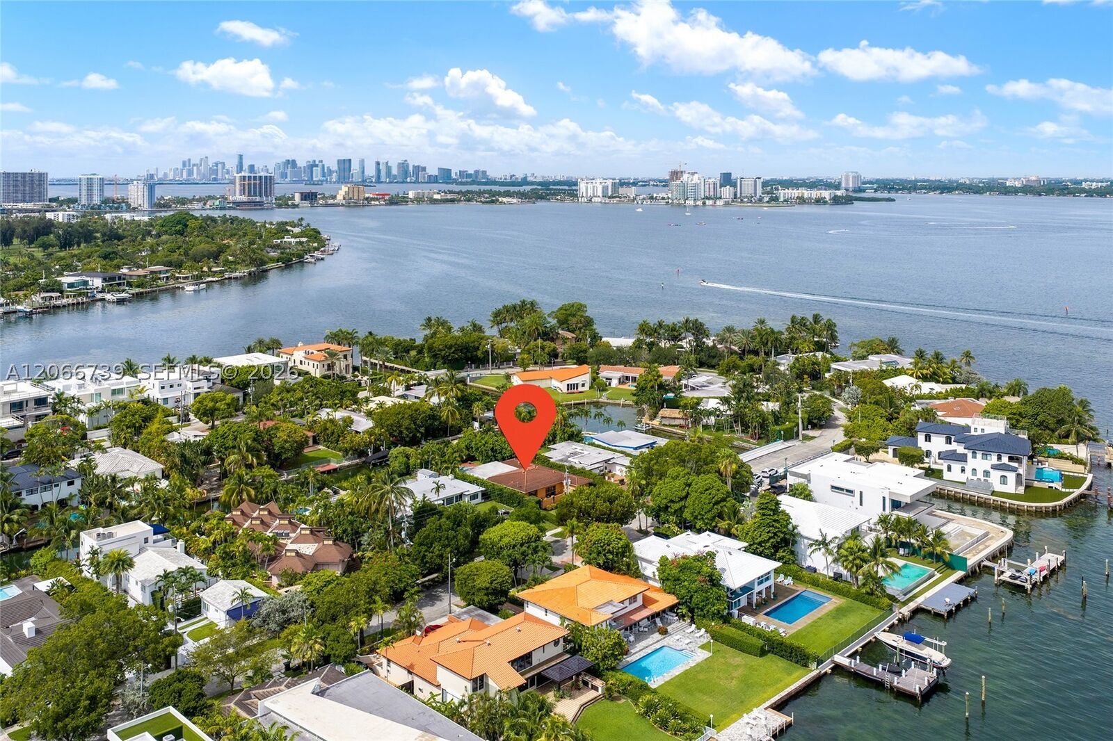 Property Photo: 1860 Cleveland Rd FL 33141