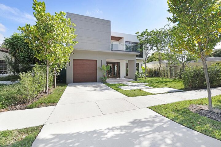Property Photo: 685 NE 81st St FL 33138