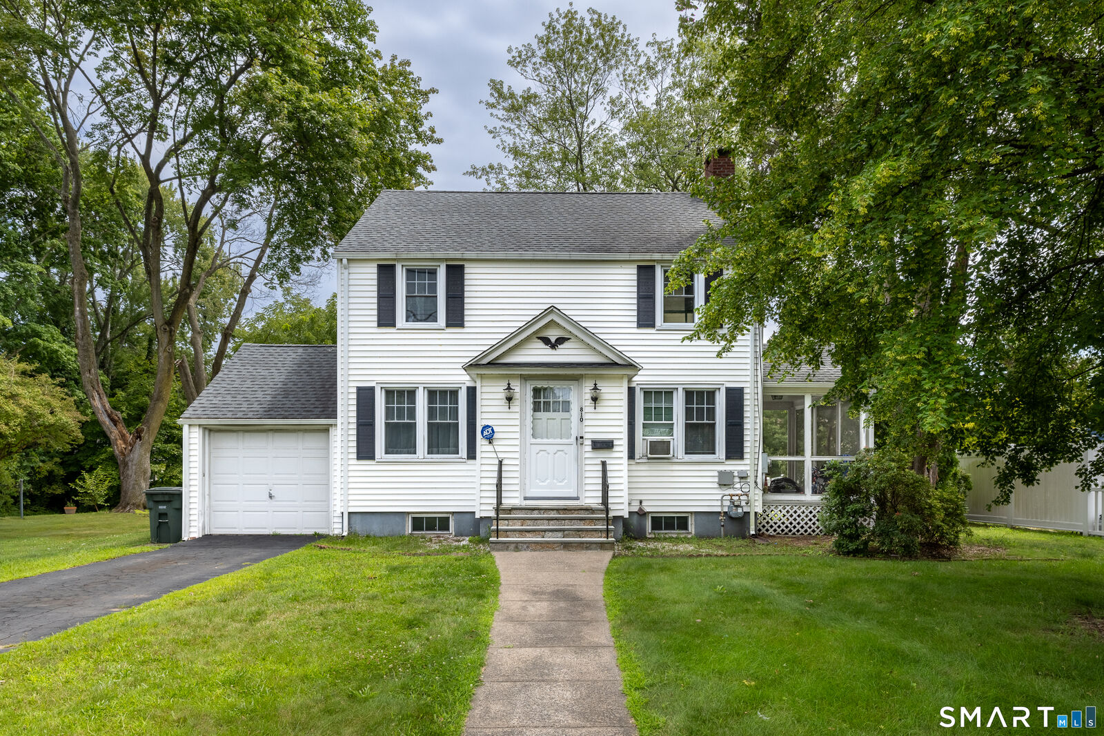 Property Photo: 810 Huntington Turnpike CT 06610