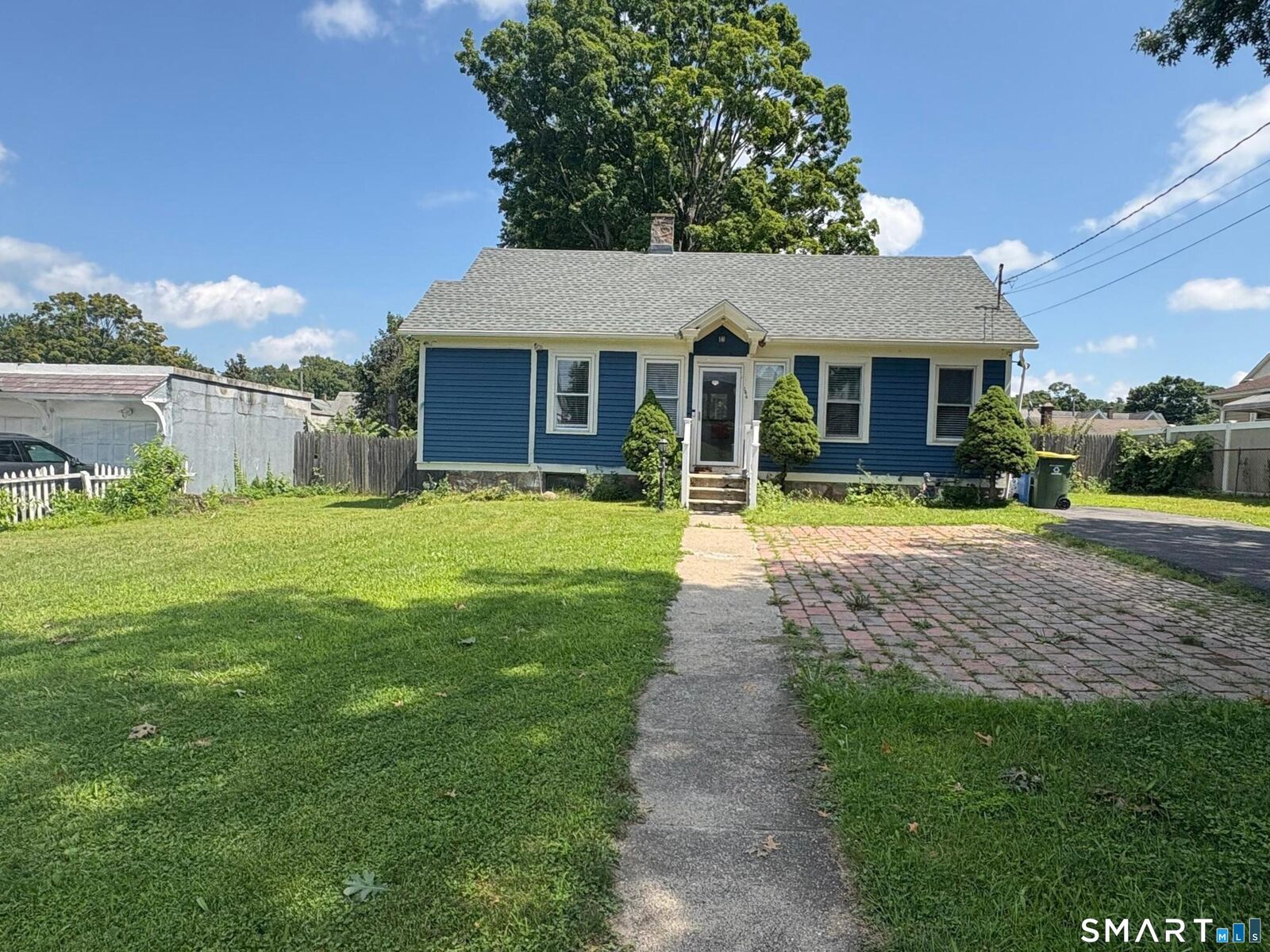 Property Photo:  144 Clinton Street  CT 06710 