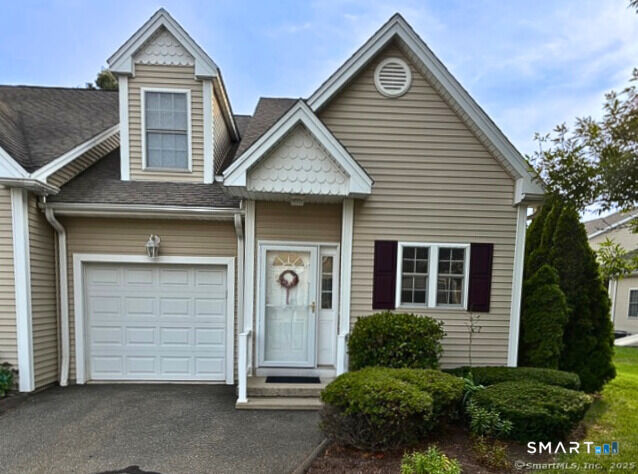 Property Photo:  511 Elm Street 9-1  CT 06473 