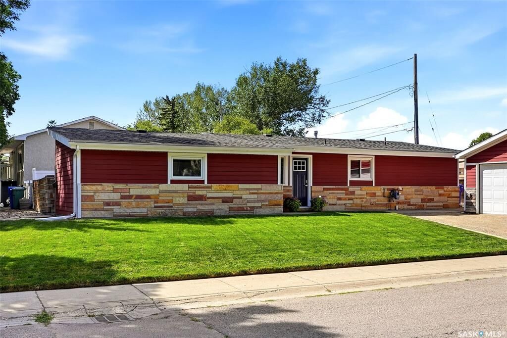 Property Photo:  1800 Dufferin Road  SK S4S 5A6 