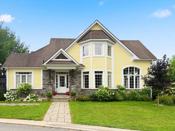Property Photo:  23 Spencer Street  ON P1L 0B7 