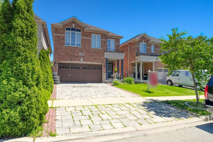 Property Photo: 1514 Portsmouth Place ON L5M 7W1
