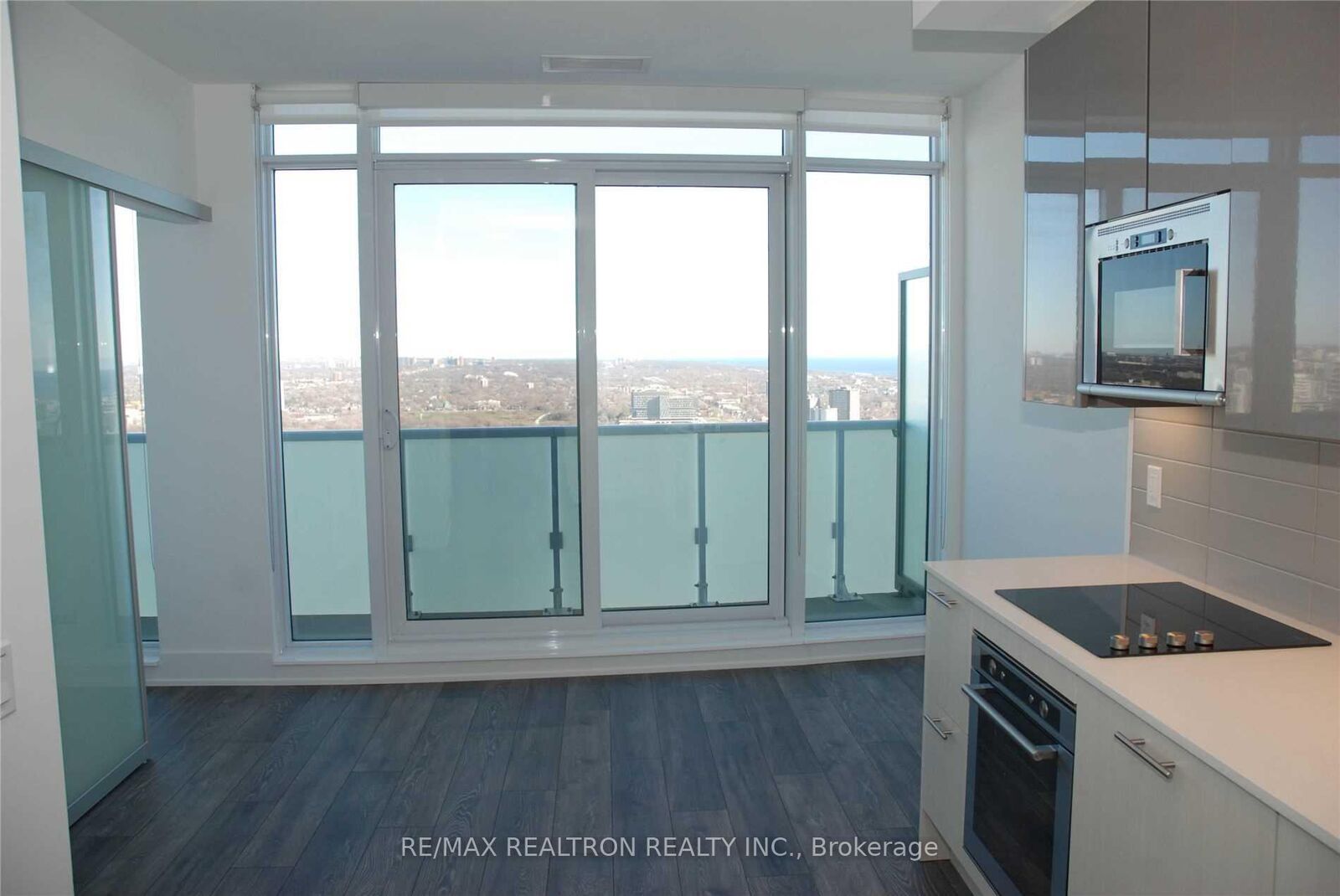 Property Photo: 403 Church Street 4210 ON M4Y 0C9