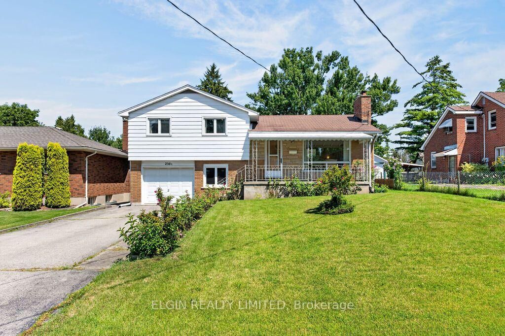 Photo de la propriété: 236 1/2 Erie Street ON N5R 2N9