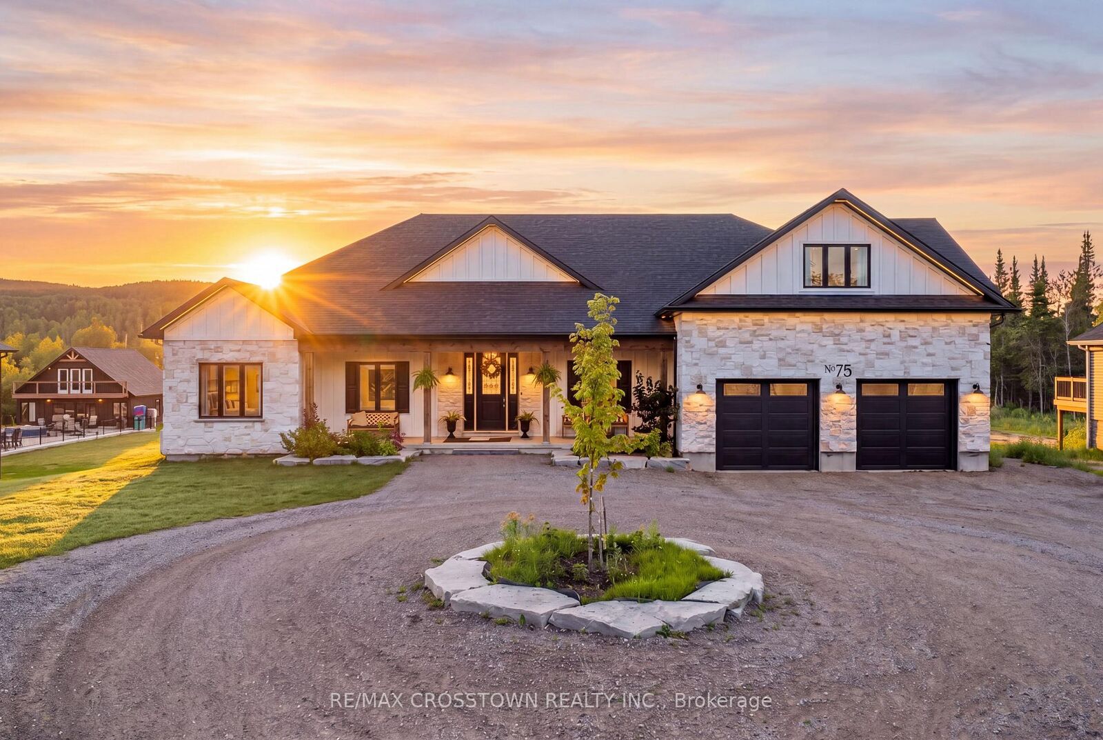 Property Photo: 75 Moonstone Road E ON L0K 1N0