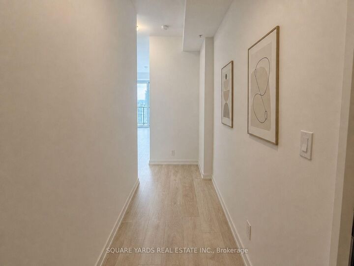Property Photo:  75 James Street S 2201  ON L8P 4V8 