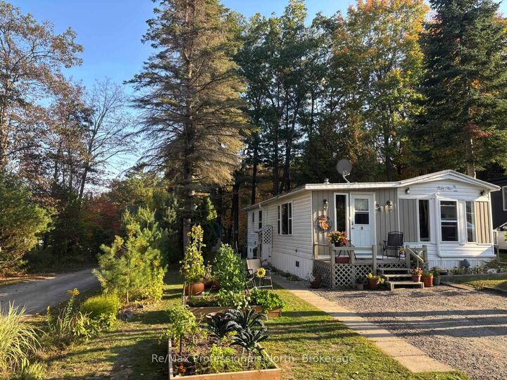 Property Photo: 1007 Racoon Road 98 ON P1P 1R1