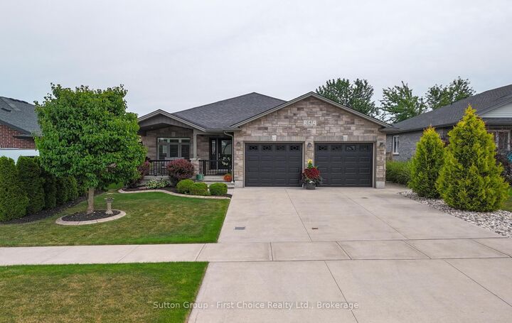 247 Sunset Drive — photo 1