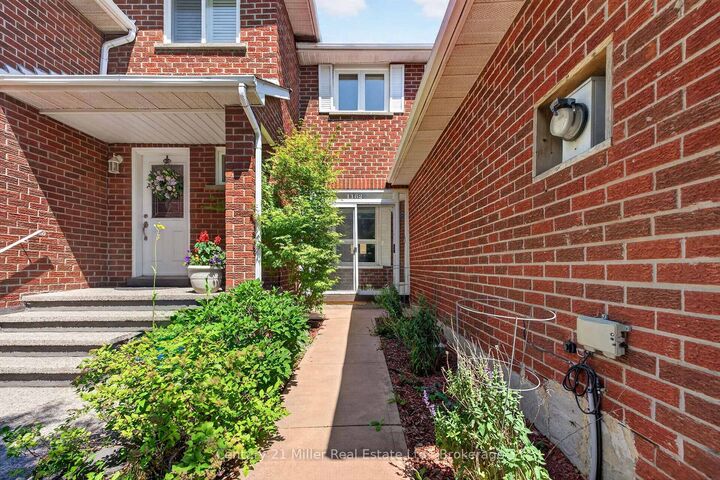 Photo de la propriété: 1162 Avondale Drive ON L6H 5L5