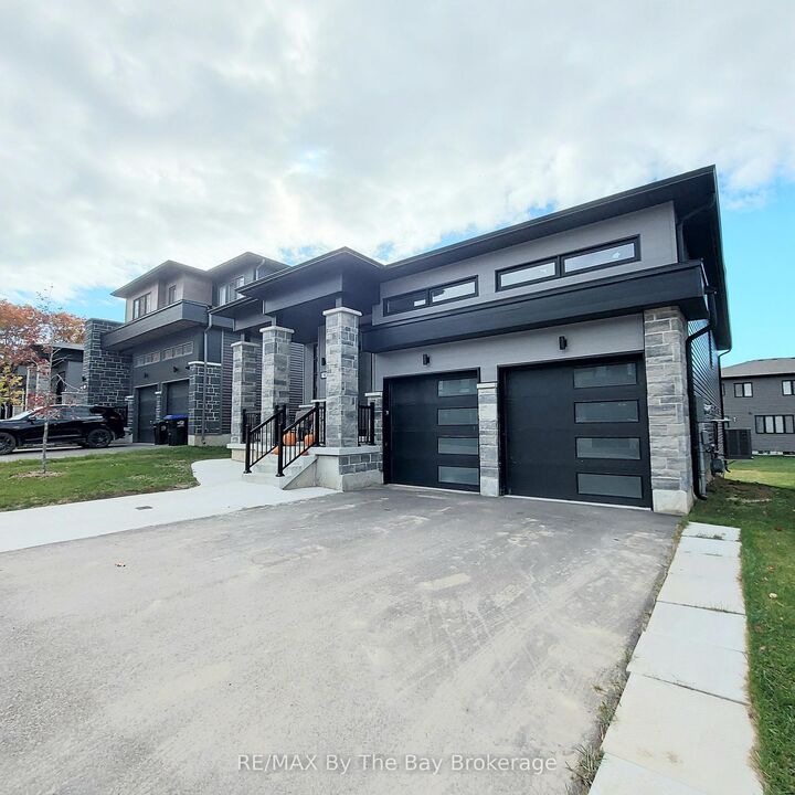 Property Photo: 92 Berkely Street Upper ON L9Z 0K5