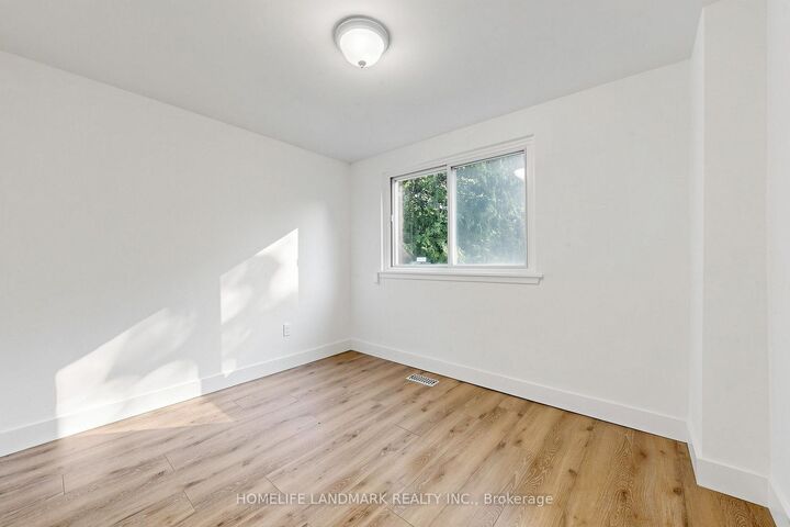Property Photo: 26 Fenside Drive ON M3A 2V3