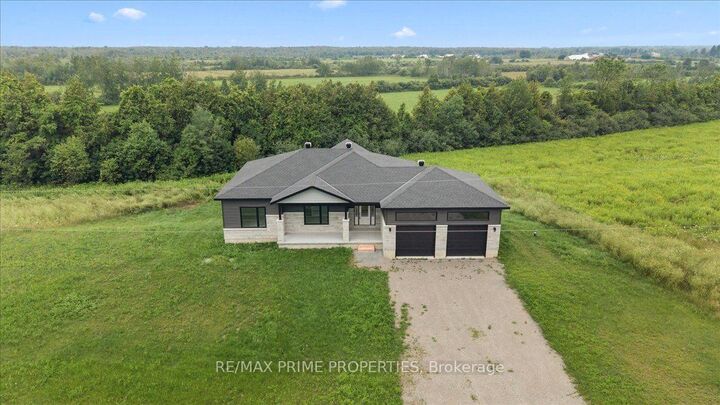 465 Pioneer Road — photo 1