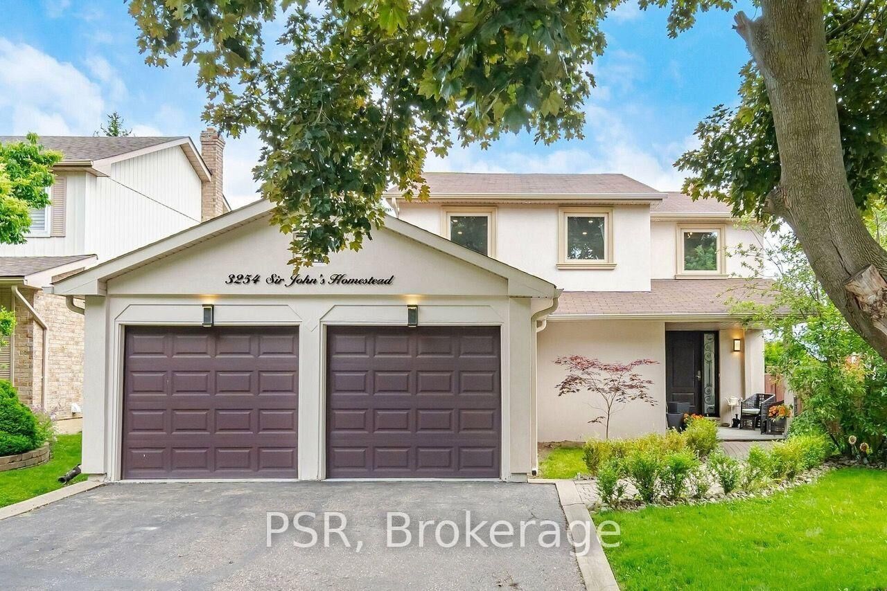 Property Photo: 3254 Sir Johns Homestead ON L5L 2P1