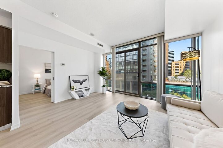 Photo de la propriété: 832 Bay Street 406 ON M5S 1Z6
