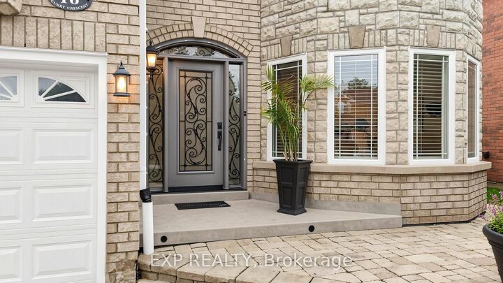 Property Photo: 16 Curry Crescent ON L7G 5L4