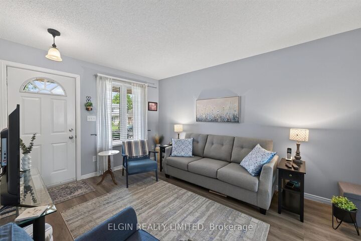 Property Photo: 408 Highview Drive ON N5R 6C4