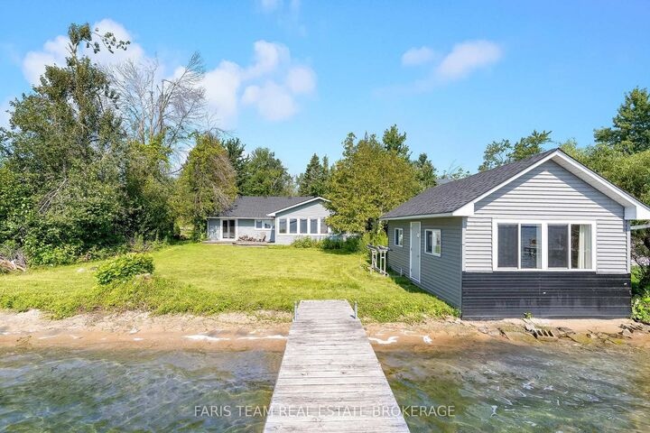 1467 Cunningham Crescent — photo 1