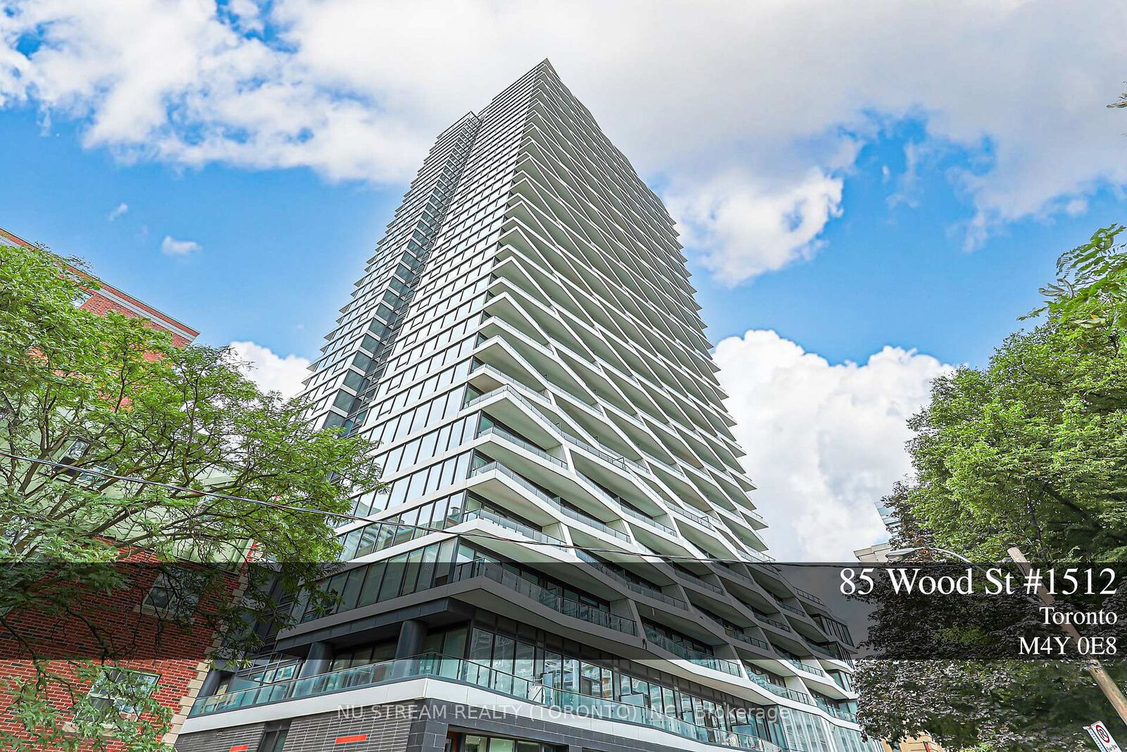 Property Photo:  85 Wood Street 1512  ON M4Y 0E8 